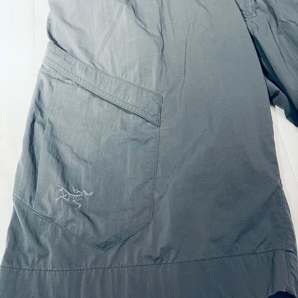 Arc'teryx Men's Gray Outdoor Shorts